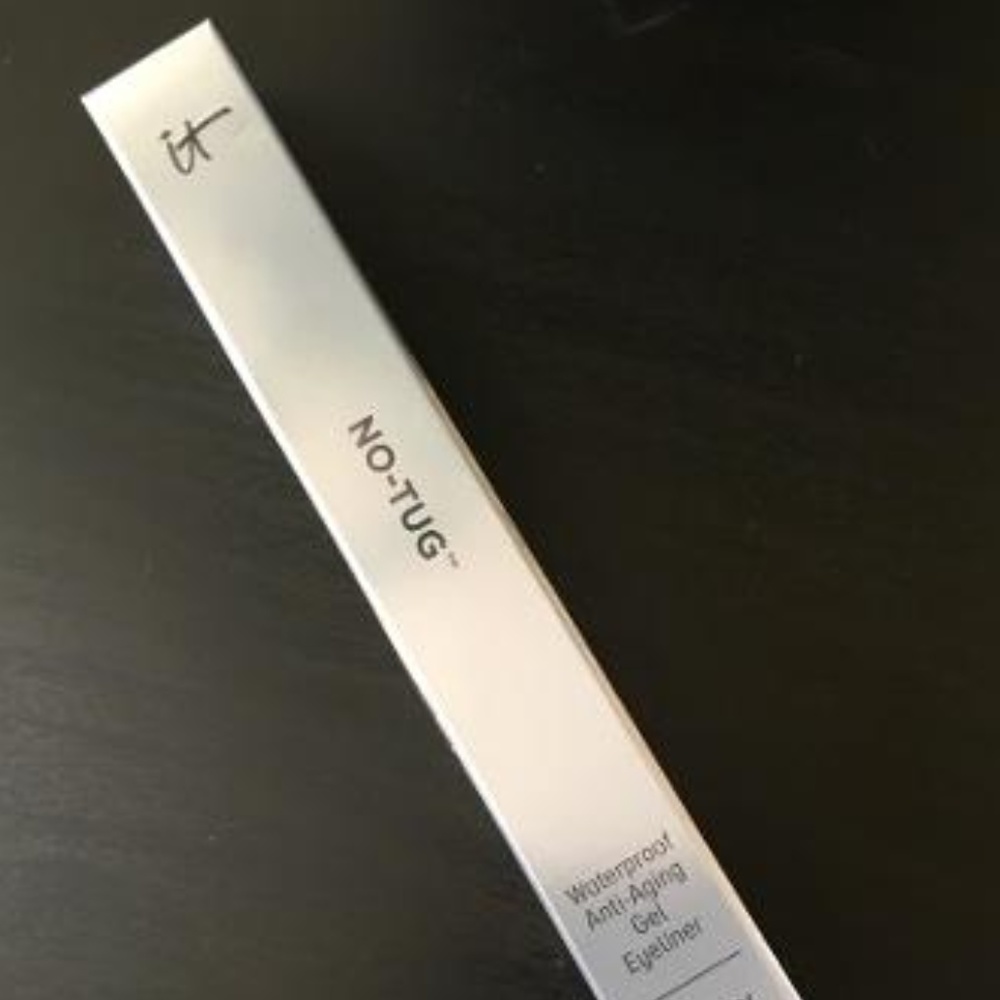 No-Tug Waterproof, anti-aging gel eyeliner
